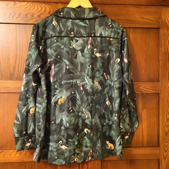 Plush Silky Jungle Print Pajama Top XS - Picture 7 of 9